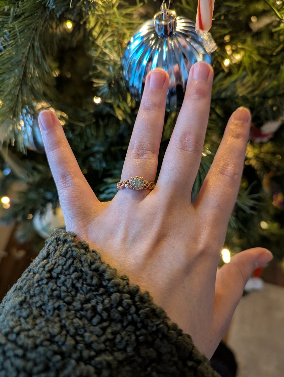 Sooo.. this happened

Best Christmas ever!! ❤️

I love you <a href="/HARMSwahy_/">Harms</a>