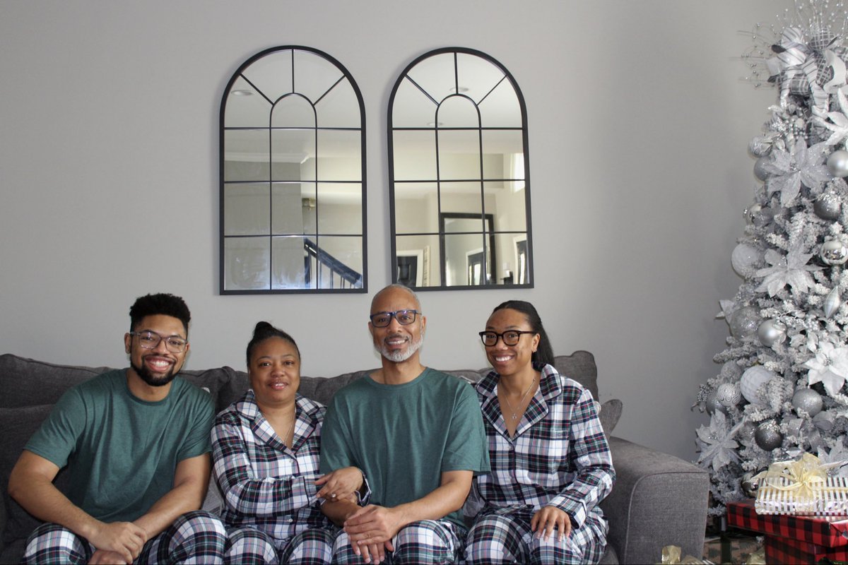 Dionne Bailey tweet media