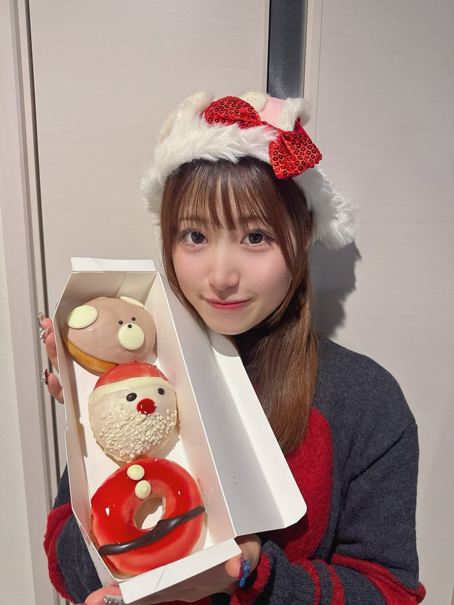 腹痛と戦いながら食べたいものは食べました！(命懸け)でもだいぶ治ってきたよ👍🏻
実家帰ります