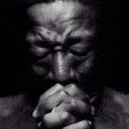 Gilligan qui sort un troisième classique avec Pluribus, après Breakind Bad et Better Call Saul, c’est trop grave le génie du gars