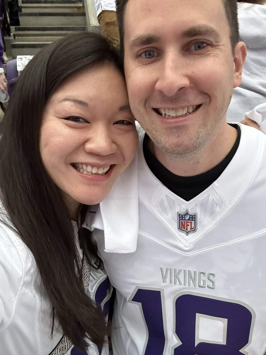 Janet Lee tweet media