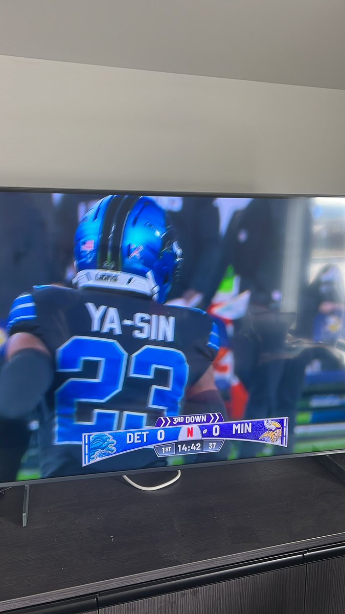 _mal_mal19's tweet photo. Watching  from New Zealand! Merry Christmas 
#nflonnetfix https://t.co/I2MI6hjbu1