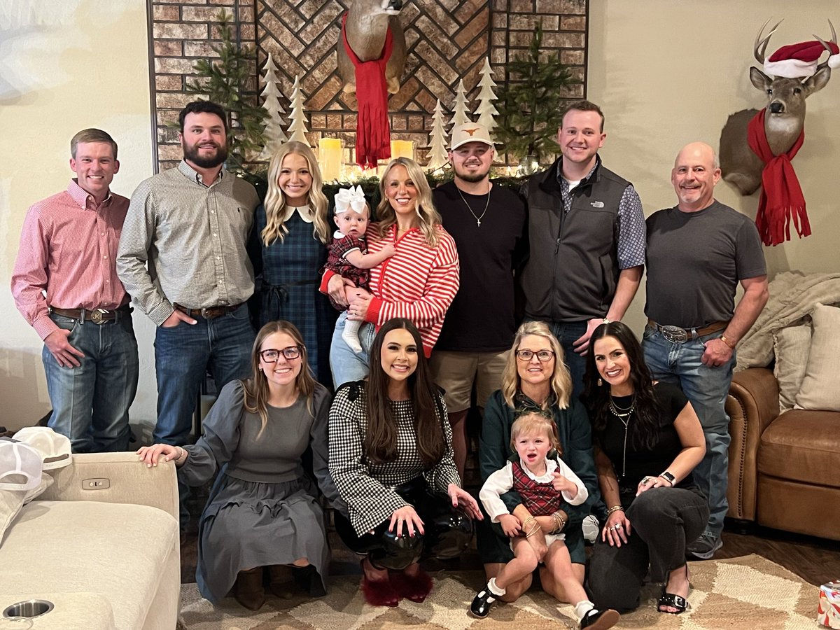 Merry Christmas from our Gang!