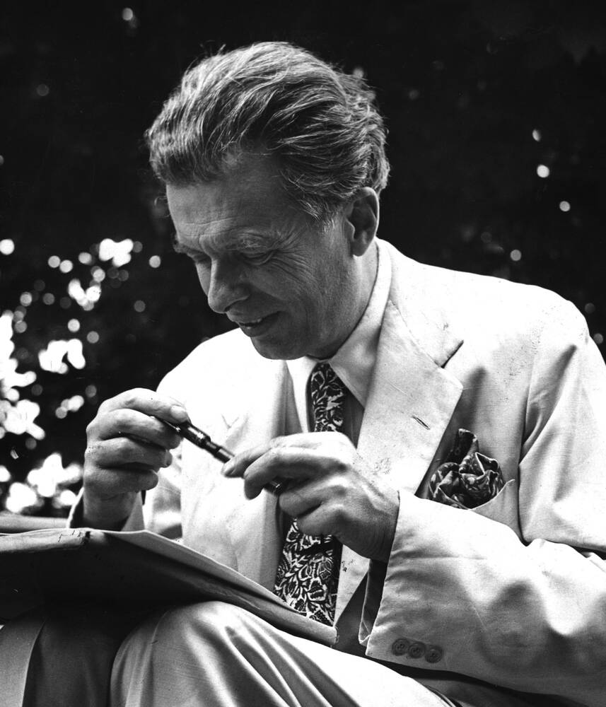 Saganismm's tweet image. “The secret of genius is to carry the spirit of the child into old age.”

― Aldous Huxley