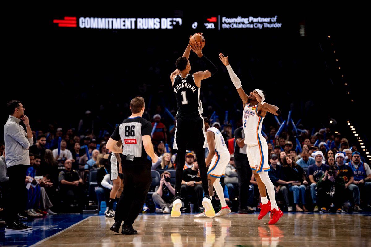Double-double for Vic 🤩

19 PTS | 11 REB

🌟 Vote #nbaallstar 
📺 ABC/ESPN