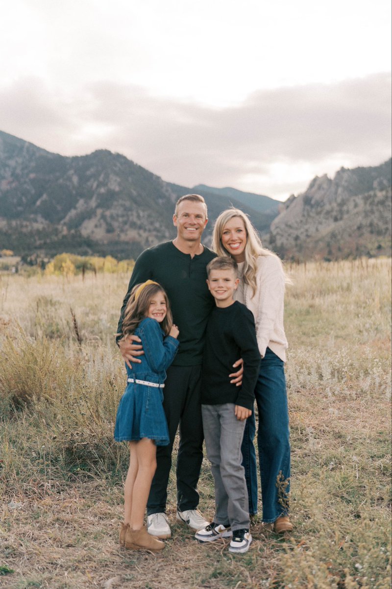 jt_english's tweet image. Merry Christmas from the English Family!

The Lord has done great things for us;
we are joyful. Psalm 126:3