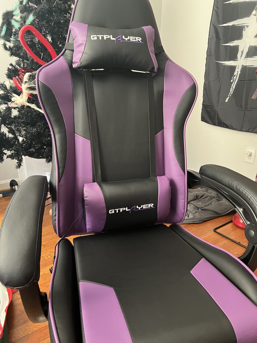 Lo_DaClown's tweet photo. After almost 4 years a new era begins 🫡. Lets get to gaming people #MerryChristmas #gaming #2026 https://t.co/6o7N5kfSaz