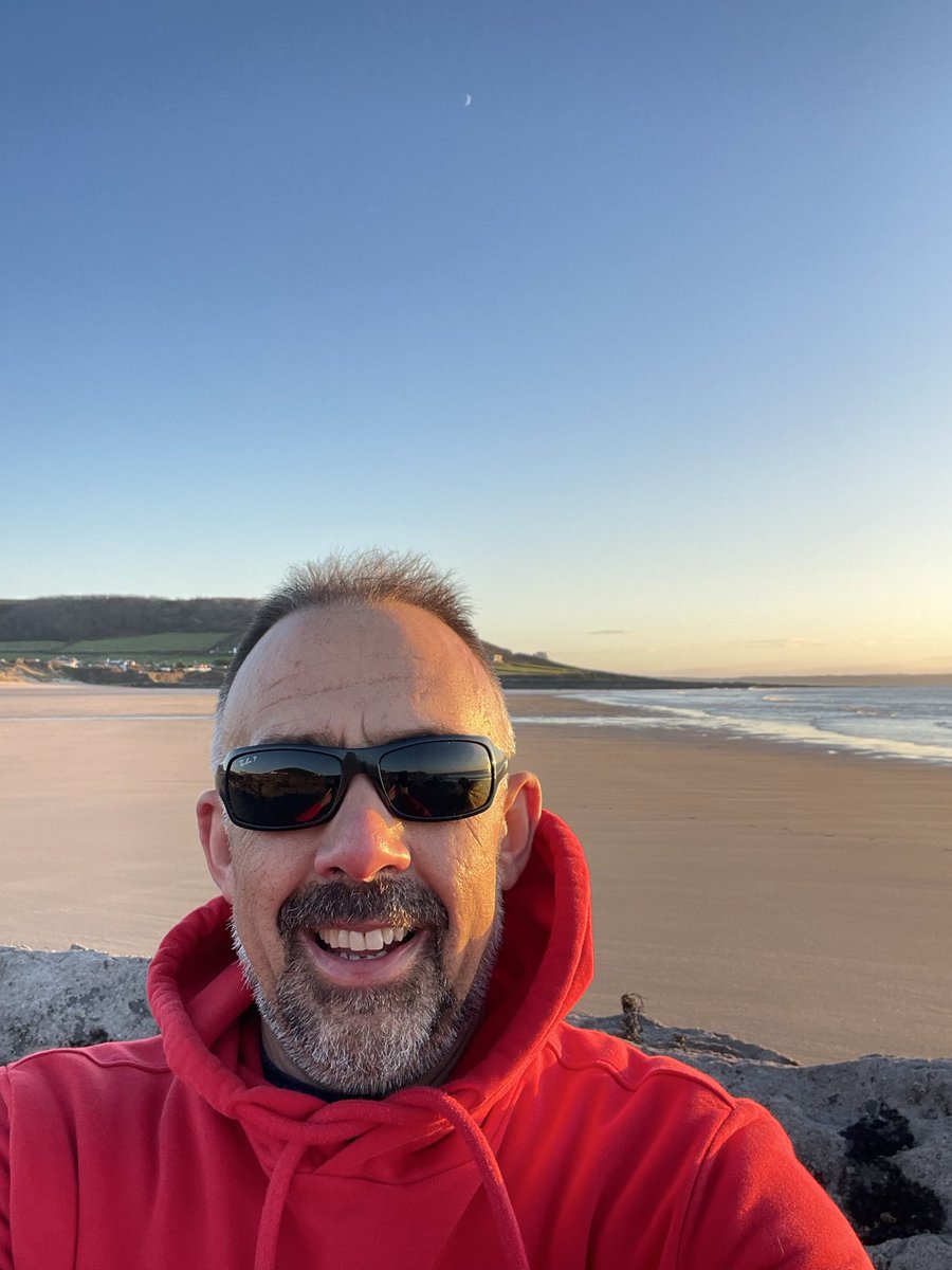 PaulBlight6's tweet image. Maximum Gusts in Central and Southern England and Wales - 68mph at Berry Head in Devon  . Afternoon walk at #croyde was simply stunning