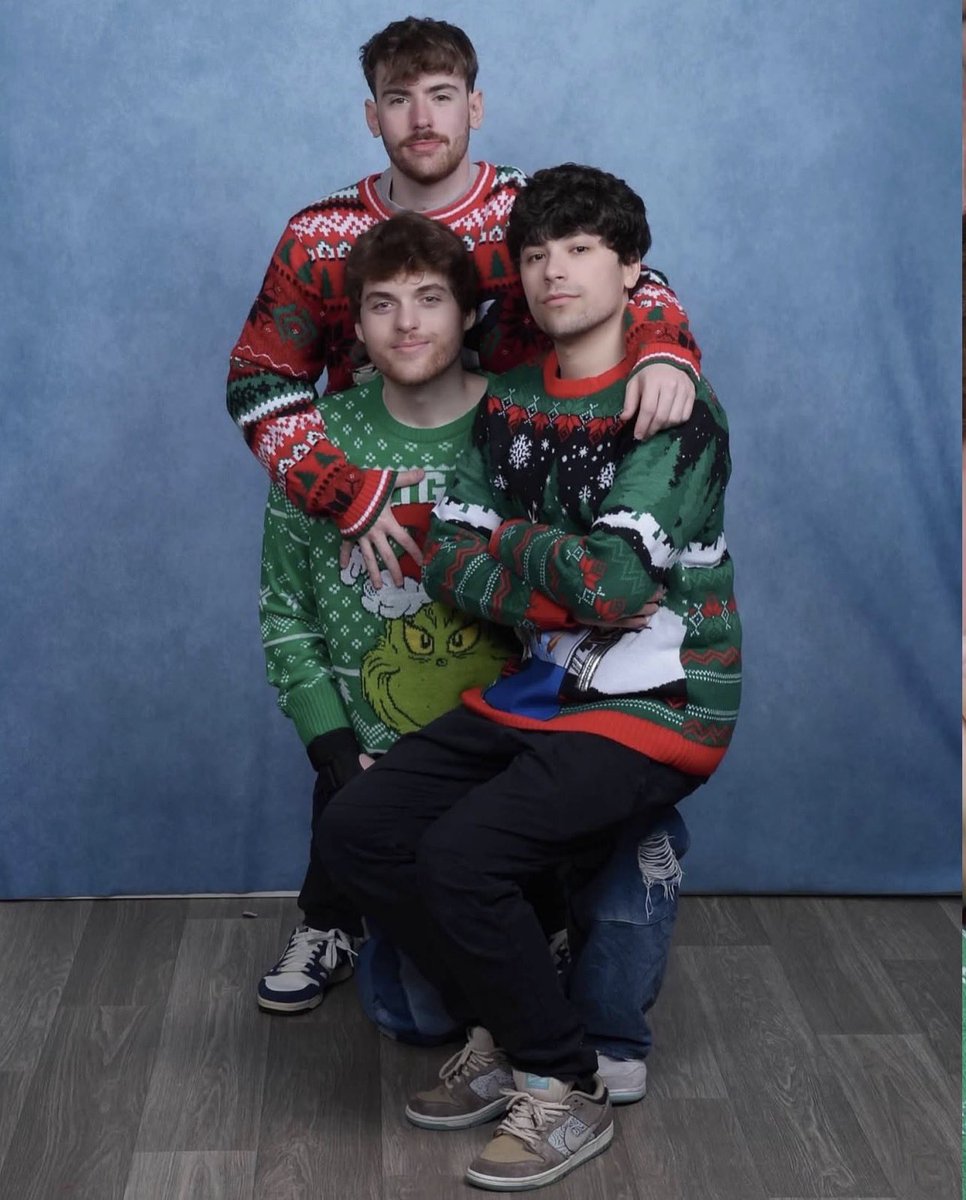 faye 🥄🟩🐷 tweet media