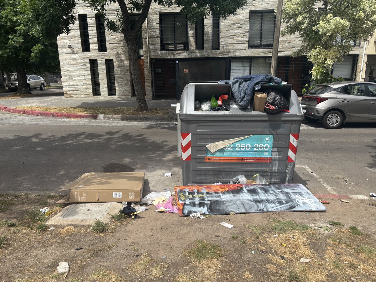 Sos un inepto más <a href="/Mario_Bergara/">Mario Bergara</a> hace 4 días tenemos en Marco Bruto e Iturriaga este panorama. Doctorado en el exterior, mucha ideología, palabras por doquier pero en gestión … SOS un desastre más!! Sabes bien que los resultados se miden por evidencias.