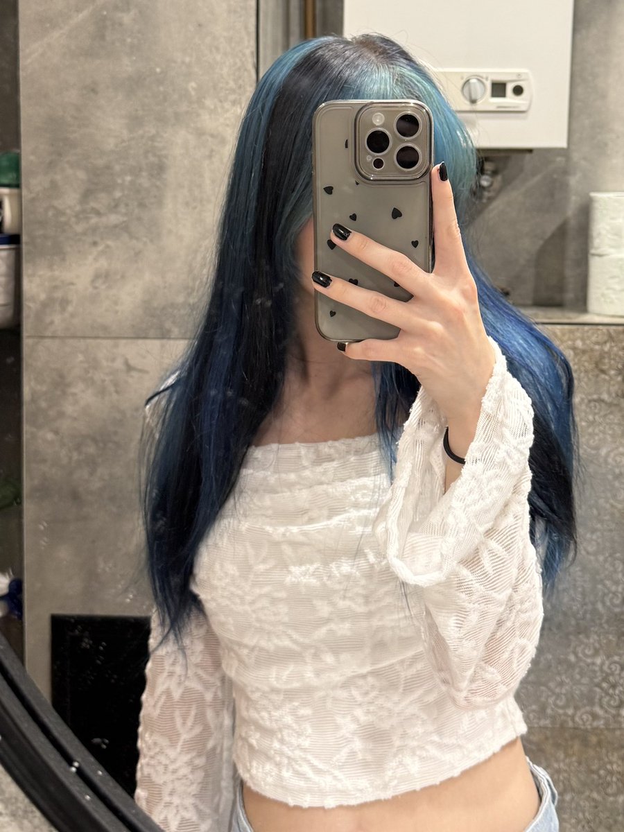 magda εїз tweet media