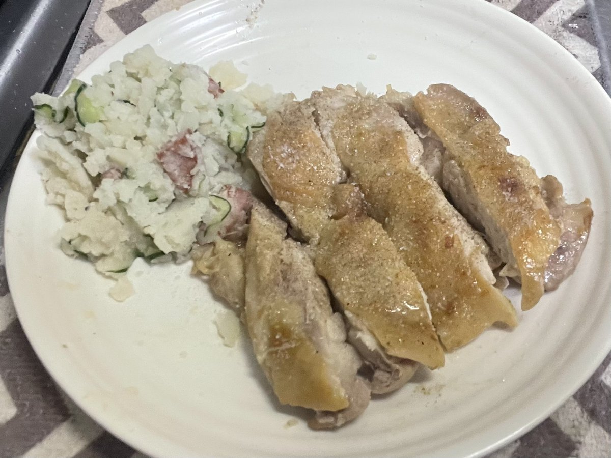 クリパでチキンステーキとポテサラとケーキ作ってきたー！