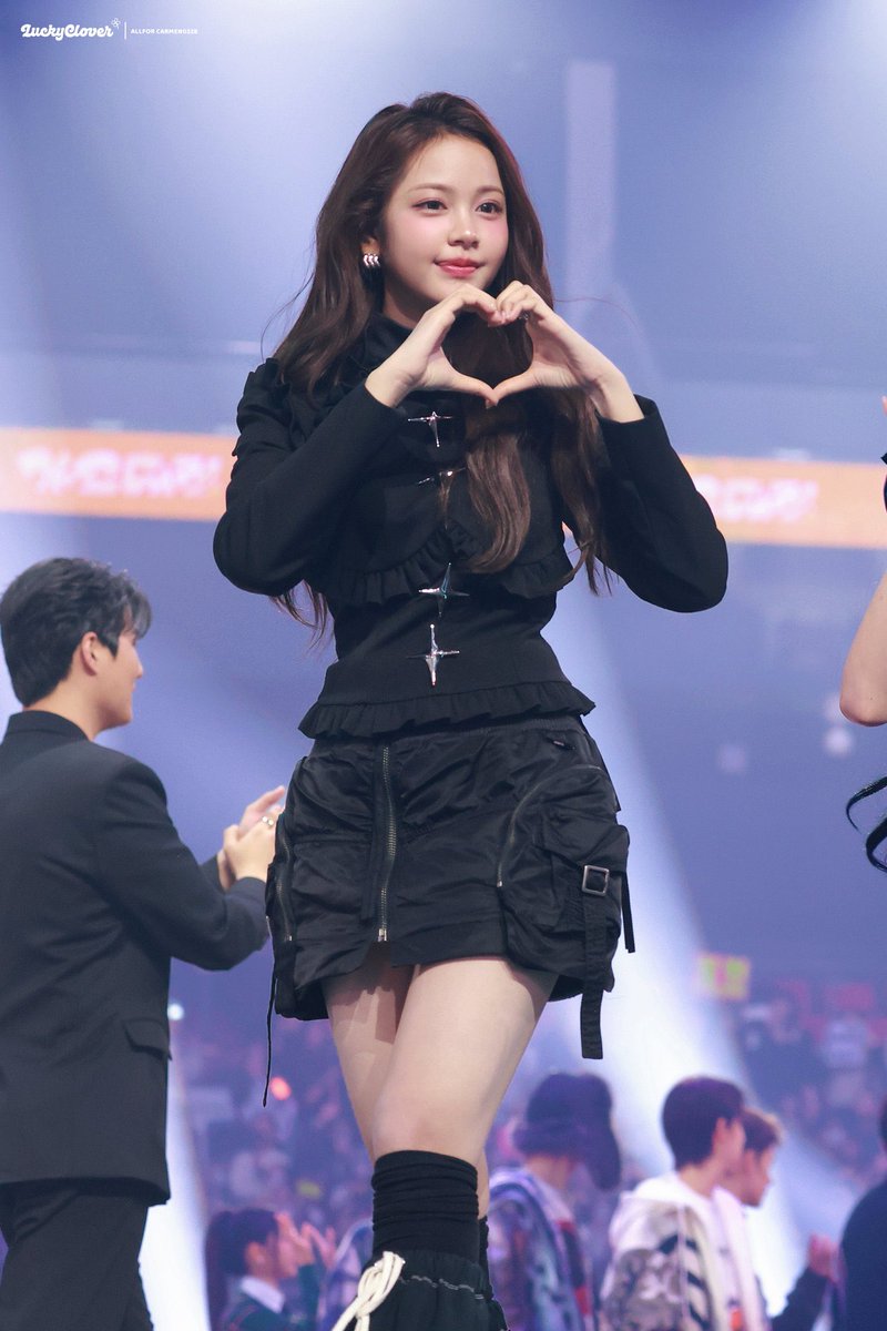 adik se frame sama om 🥹