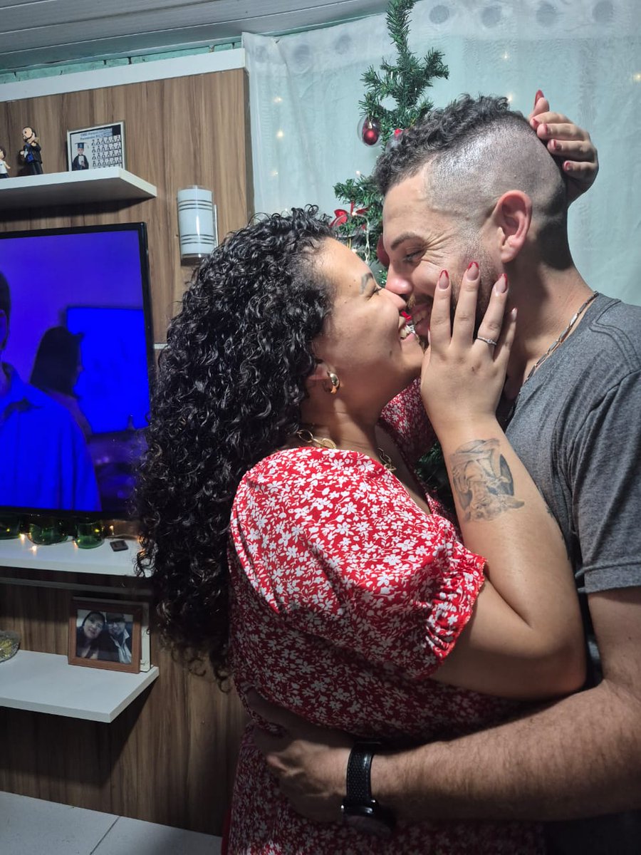 Tavorex_'s tweet photo. Eu pedi a mulher da minha vida em casamento. E ela disse SIIIIM ♥️

NÃO EXISTE UM HOMEM TÃO FELIZ NO MUNDO QUANTO EU https://t.co/JhvEUUBi4W