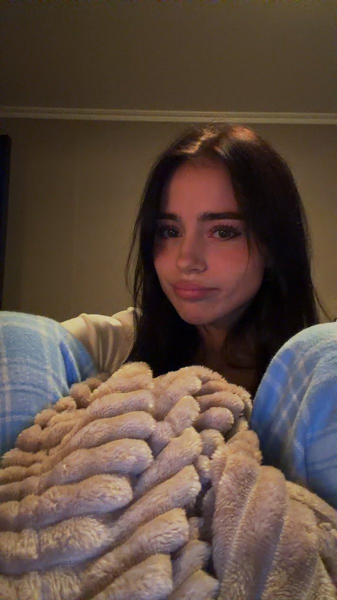 esterbjoru's tweet image. ↗️➡️⬅️↘️