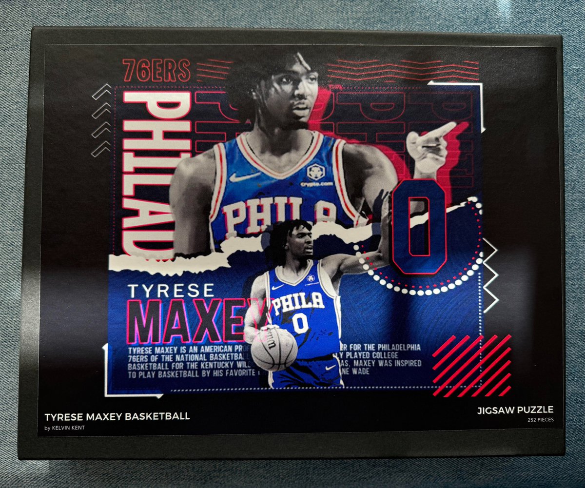 PhillyFastBreak's tweet image. My son's gift ask this year was a Maxey puzzle. Proud parenting moment. Merry Christmas!