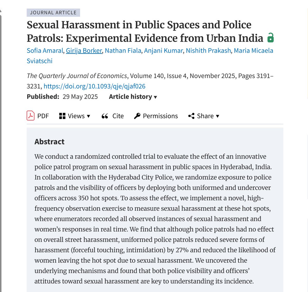 captgouda24's tweet photo. Do the police reduce crime? Well, yes. We have really clean evidence from this RCT in Hyderabad, where the police randomized which hot spots of sexual harassment they patrolled. Uniformed officers showing up reduced serious crime, without even having to write a ticket. 1/ https://t.co/nGMNWTxHZm
