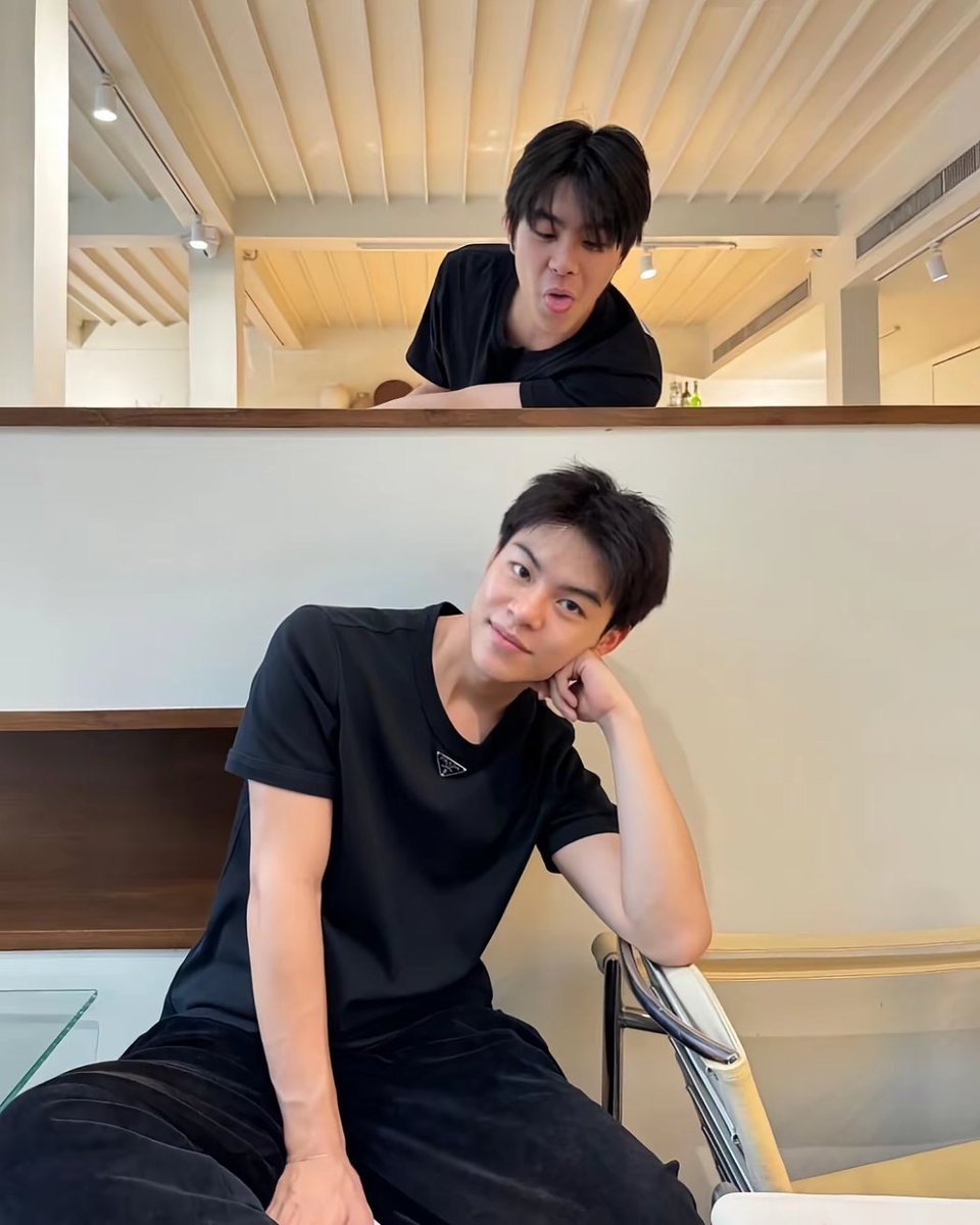 น้องคินดูเหมือนอินโทรเวิร์ด​ 
แต่จริงๆน้องเป็นเอ้กโทรเวิร์ดแบบปิด🤣