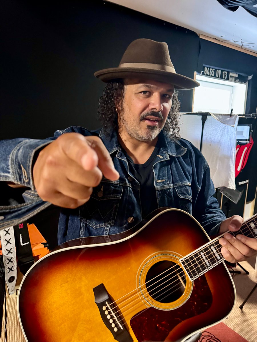 Larry Sandman tweet media