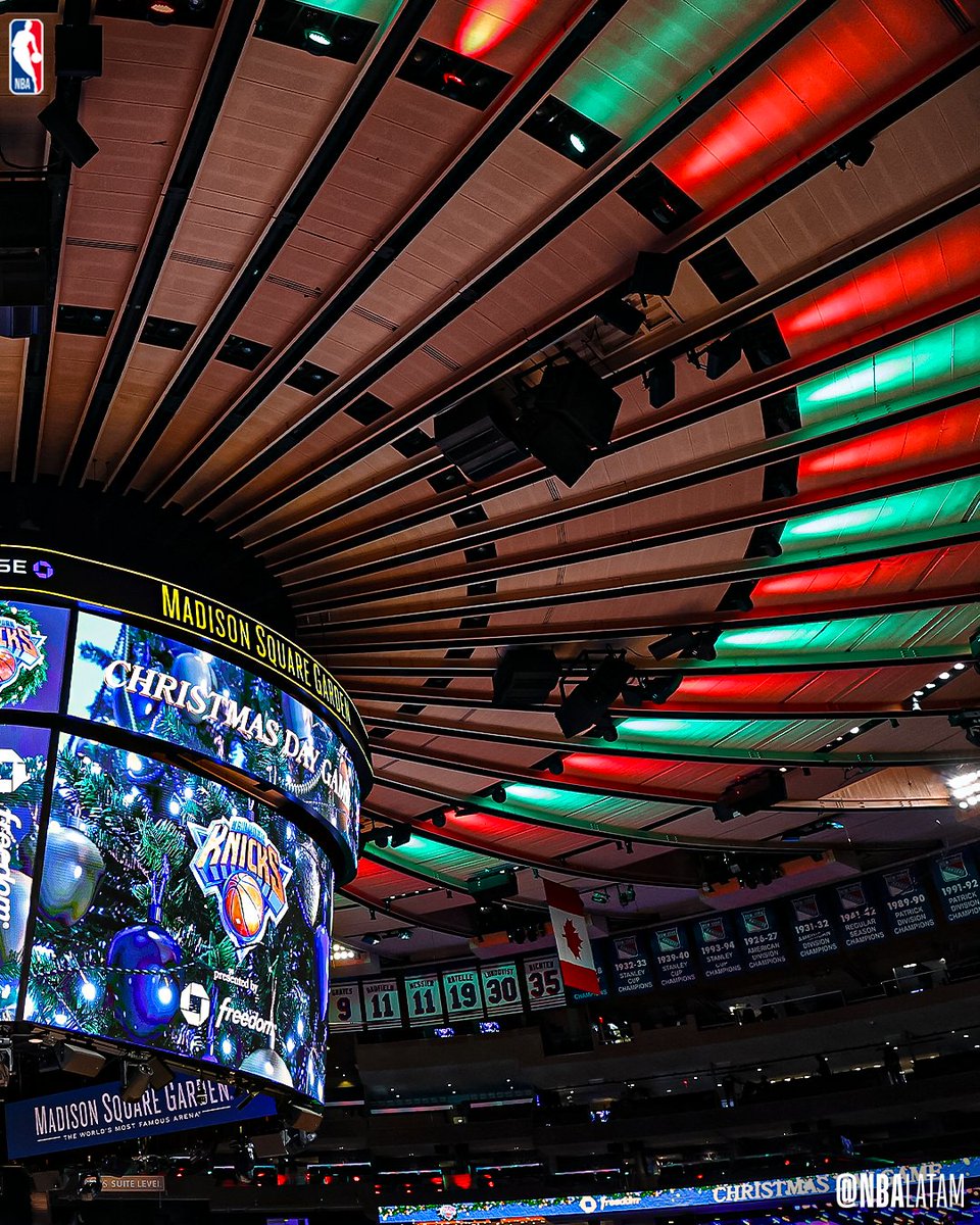 El espíritu navideño en el Madison Square Garden 😍🎄