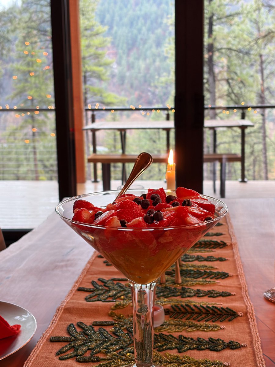 A @bryan_johnson approved martini (i hope) https://t.co/DxHzxaT4it