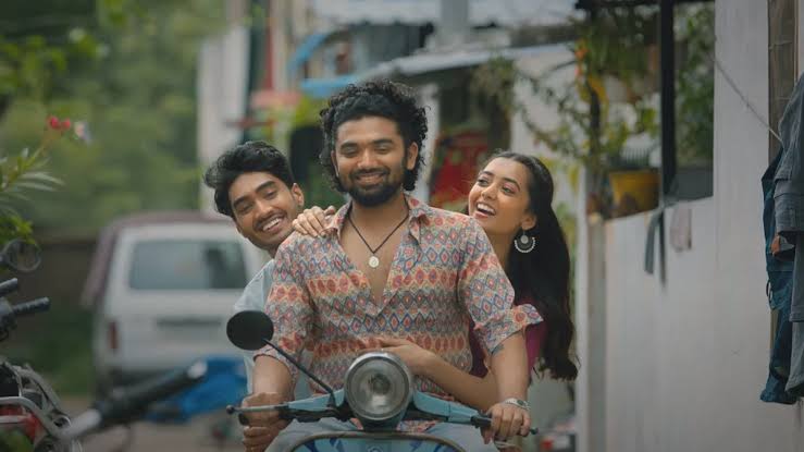 Telugubit's tweet photo. Due to limited screens, finally a small movie #Patang arrived on big screen from evening shows.

It’s a refreshing youthful entertainer with a beautifully friendship and love. https://t.co/KT384NRWzu