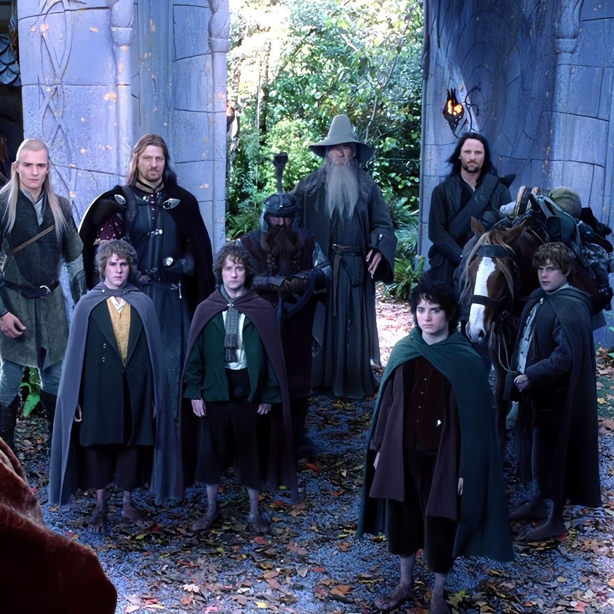 Hoy 25 de diciembre en la Tierra Media, la comunidad abandona Rivendel.