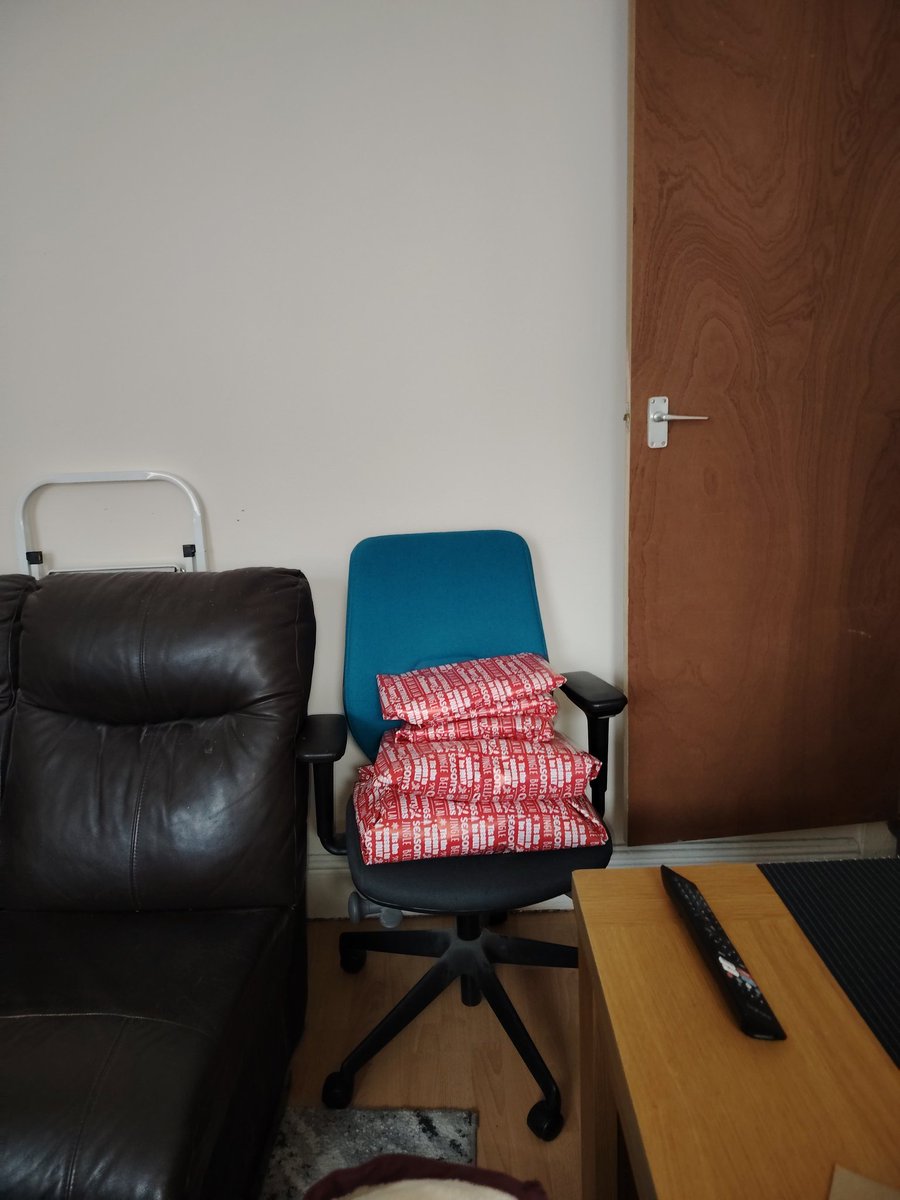 Katie Marie Hallatt tweet media