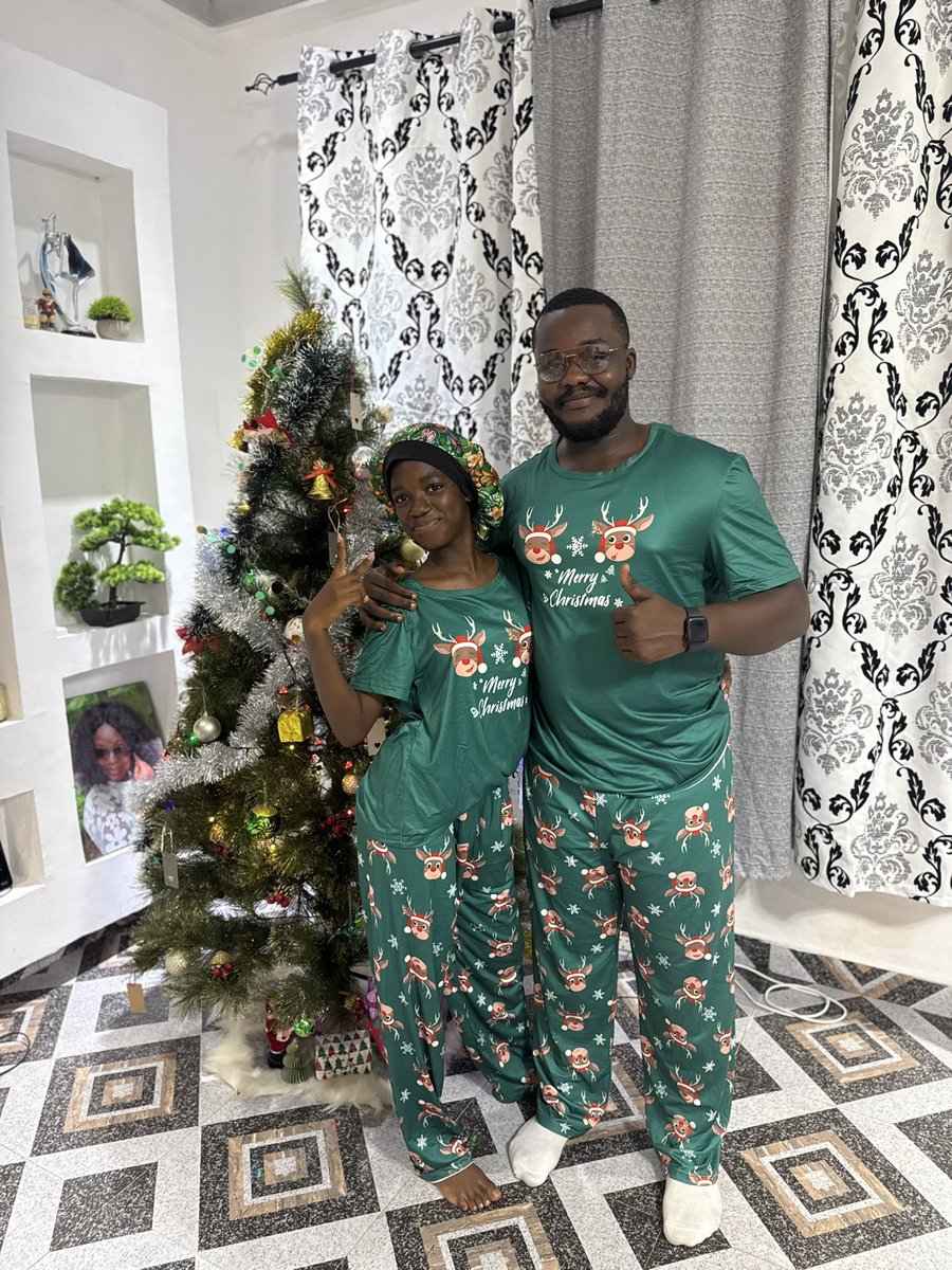 May we all find joy and love ❤️
Merry Christmas family.
