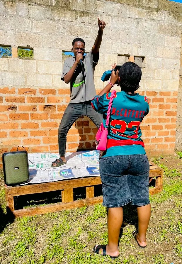 Rodney🌞🇺🇬 tweet media