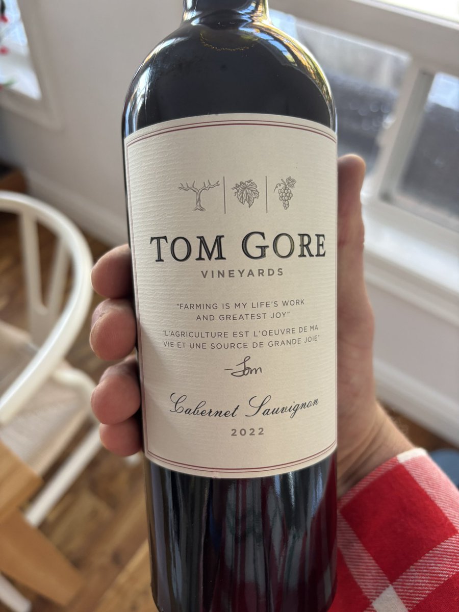 Merry Christmas!!

Thanks to Alberta for shipping my California wine in time for the big day.  My wife was thrilled!