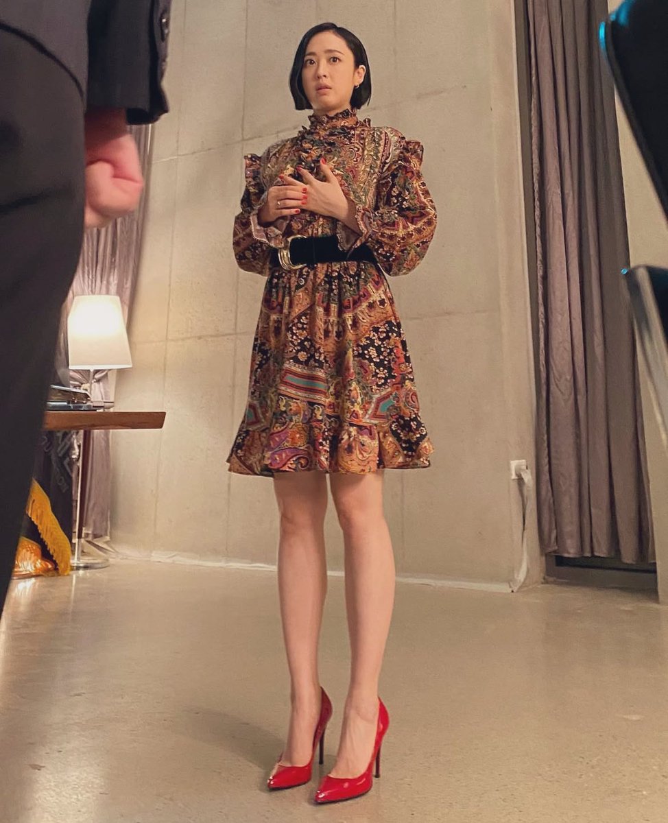 kmjarchive_'s tweet photo. #KimMinjoung in Loubotin's 👠🔥🙇🏻‍♀️

#KimMinjung #김민정 https://t.co/cqkiyeXMCV
