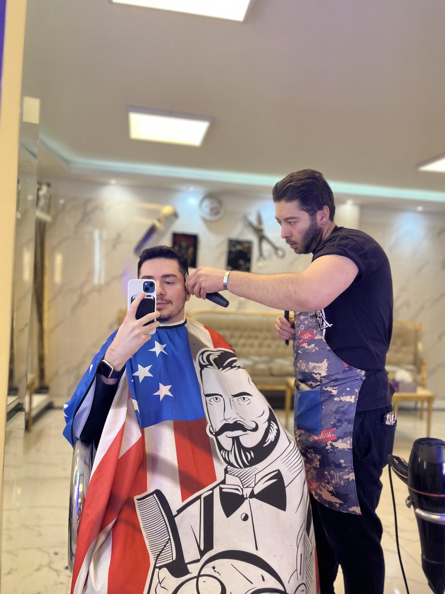 ArazStyle's tweet image. هیچی مثل یه سایه (Fade ) خوب پسرا رو خوشحال نمیکنه 😁