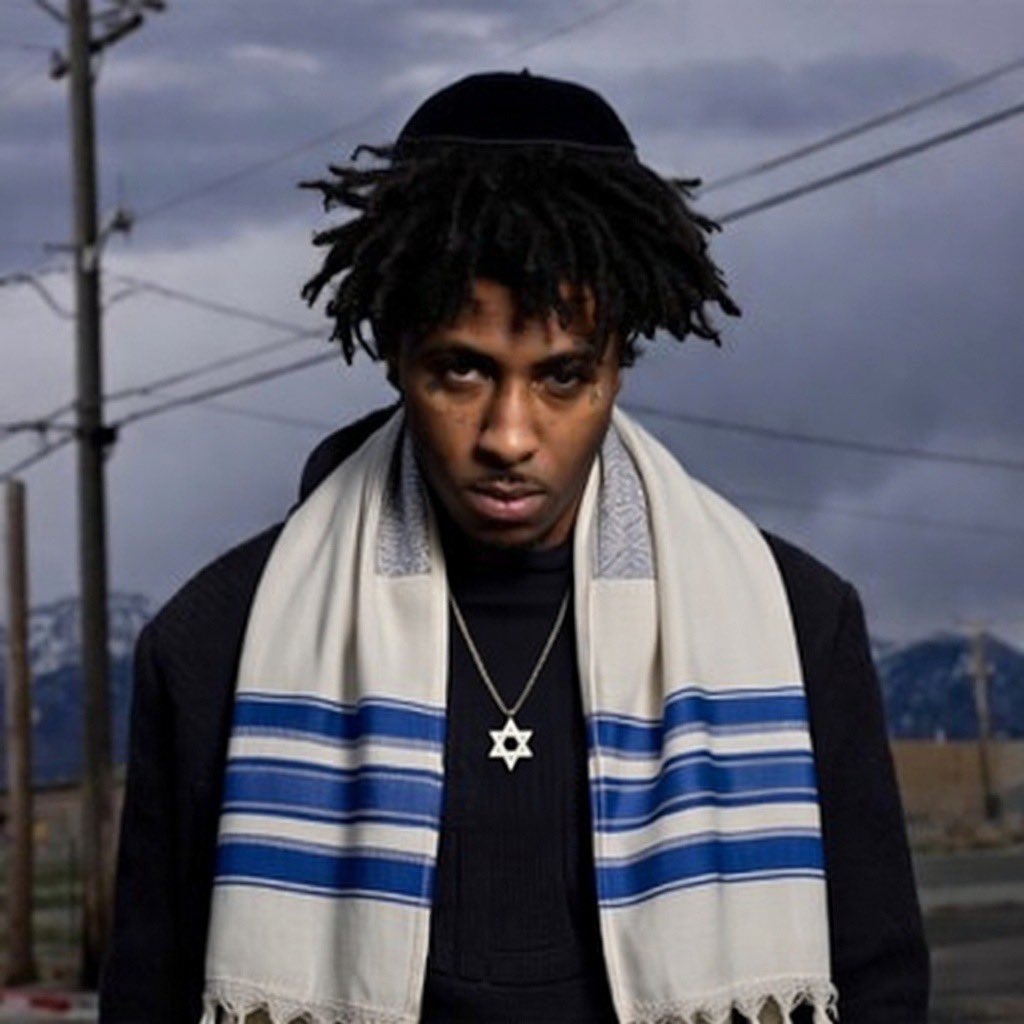 mediumcool_'s tweet image. NBA Young Goy