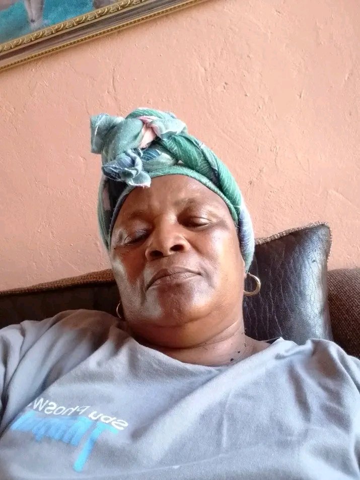 old lady tweet media