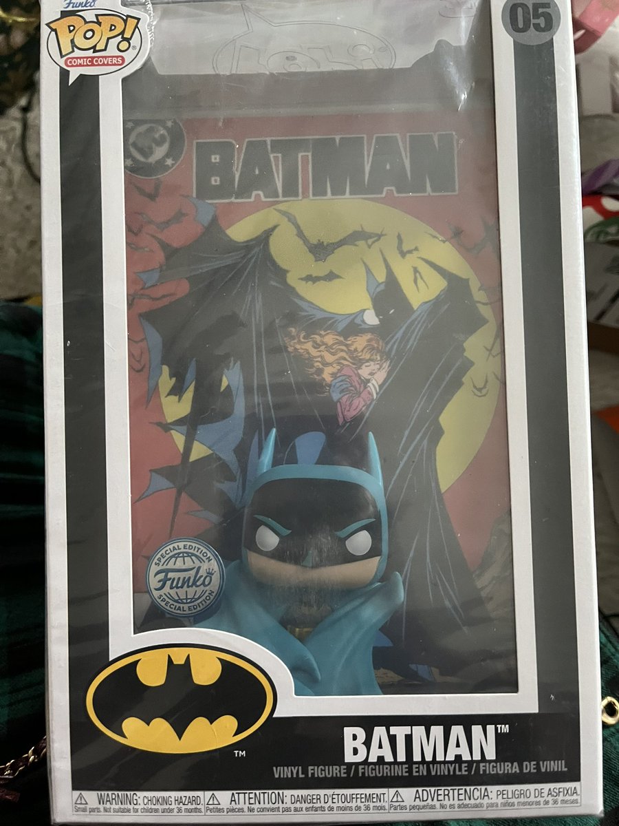 drakesangelic's tweet photo. #freakyeah I don’t know if I want to take the funko out of its wrapping,, I love the pants they’re SO comfy https://t.co/7tUvHIHDl0