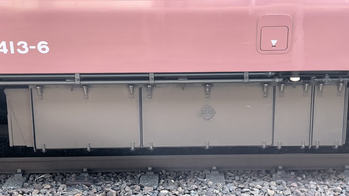 ringi_ch01's tweet photo. えちごトキめき鉄道413系W1編成
日立製主制御器（抵抗制御）
2025.12.20 https://t.co/nYifdqeWRq