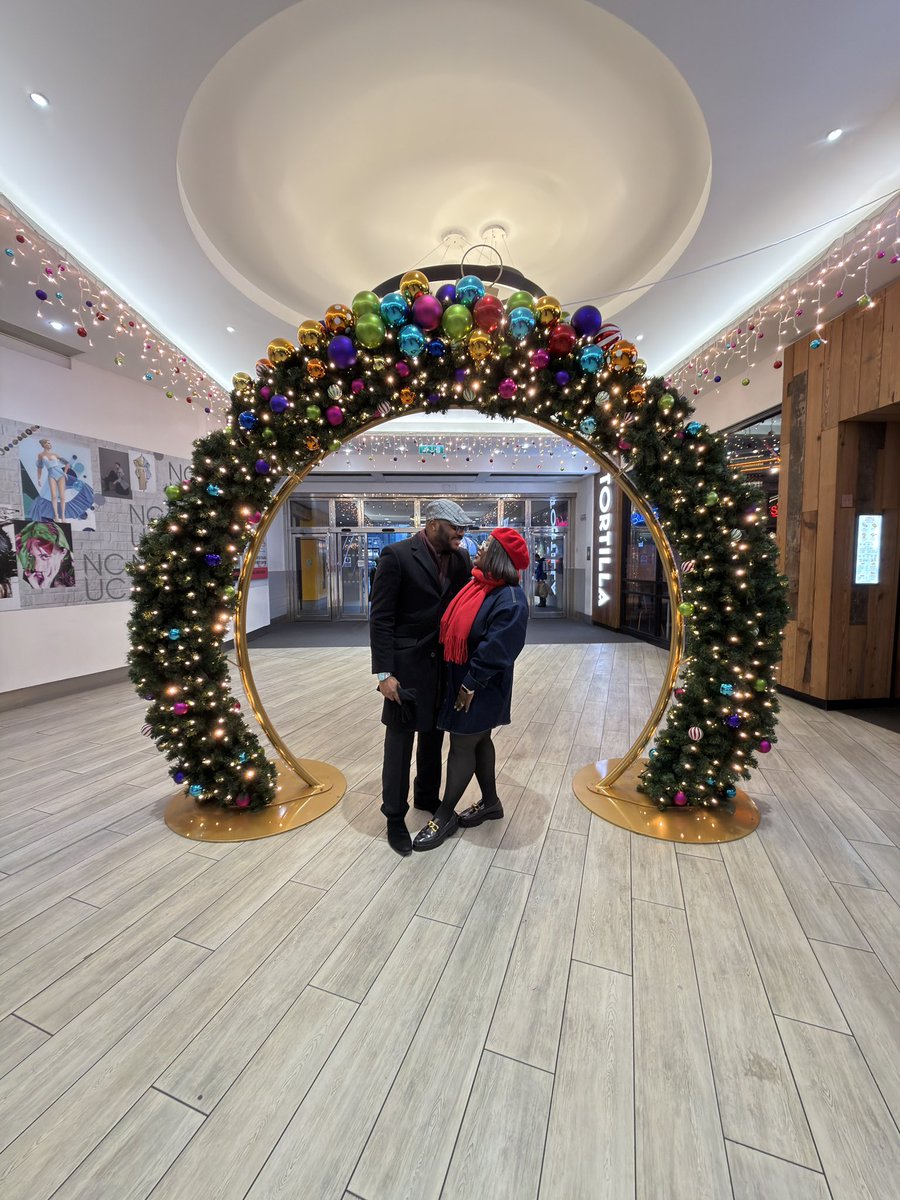 teinyeboyle's tweet image. Buvez bien, buvez bien, Par toute la compagnie!

#MerryChristmas | #IjawBoyInTransit