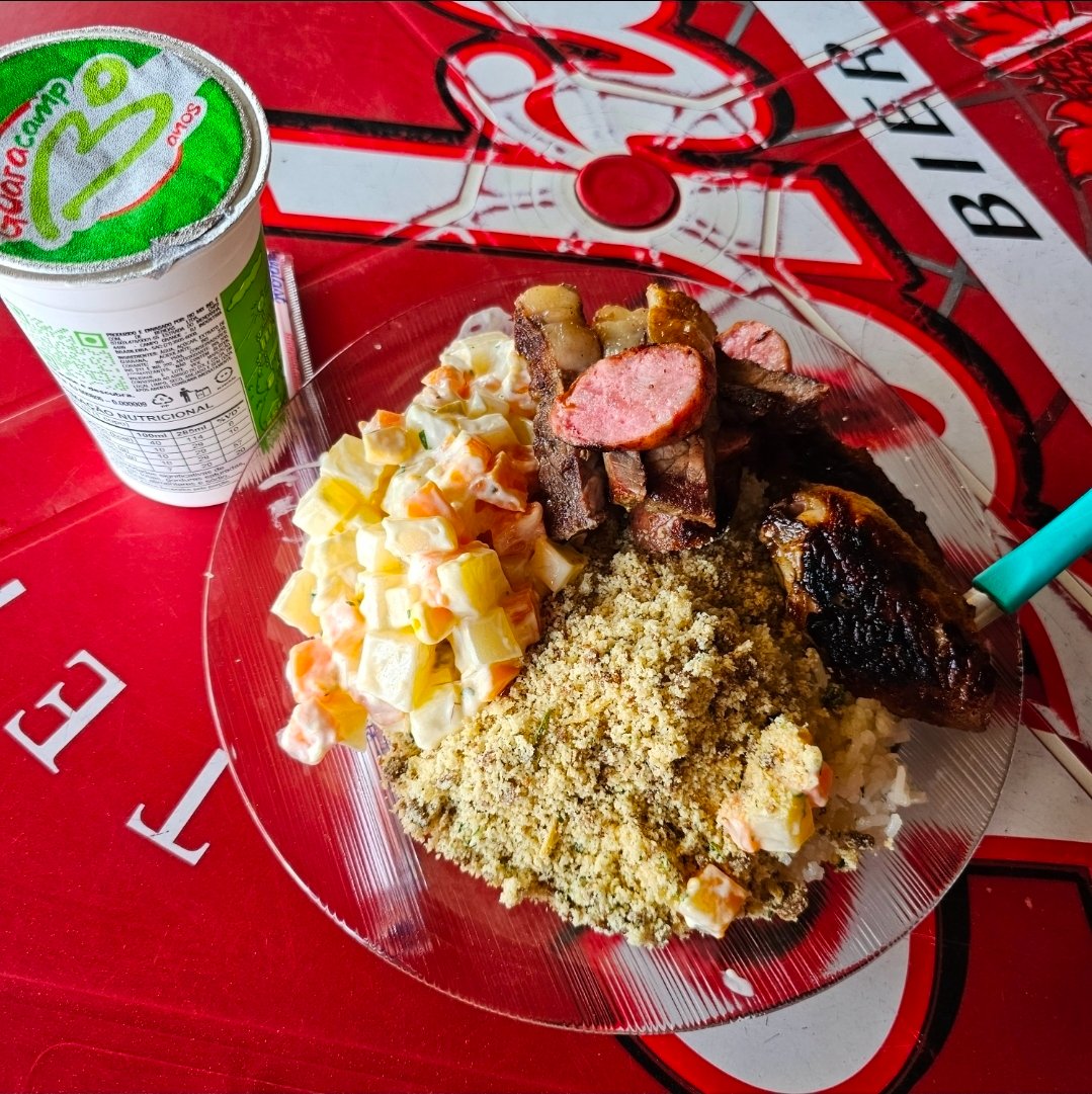 icymarch's tweet photo. #almoçotwt #nataltwt https://t.co/erAcNe5lVN