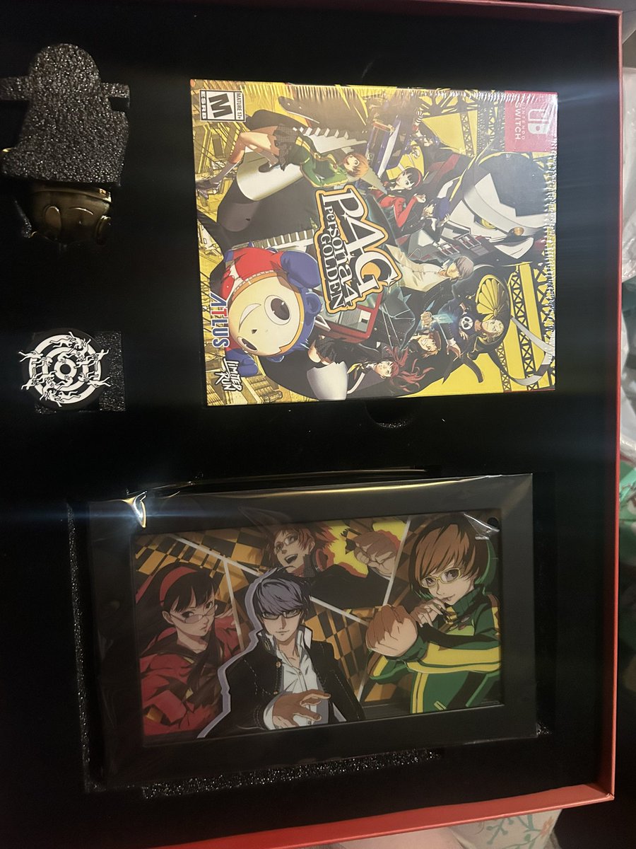 wife somehow got a hold of persona 4 limited run games collection this is genuinely the most thoughtful gift i’ve ever gotten