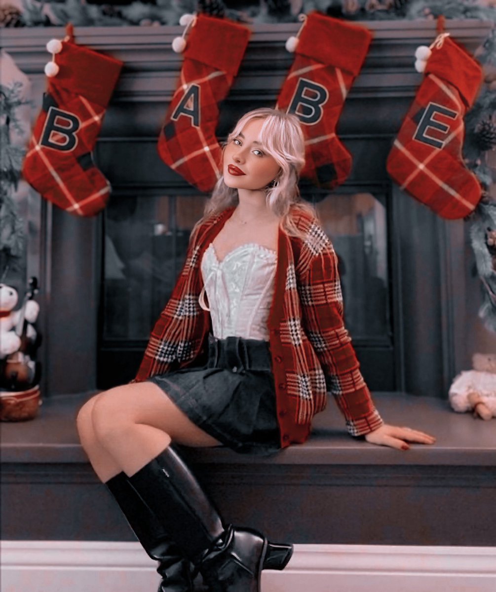 merry christmas from mine to yours! 🎄💝