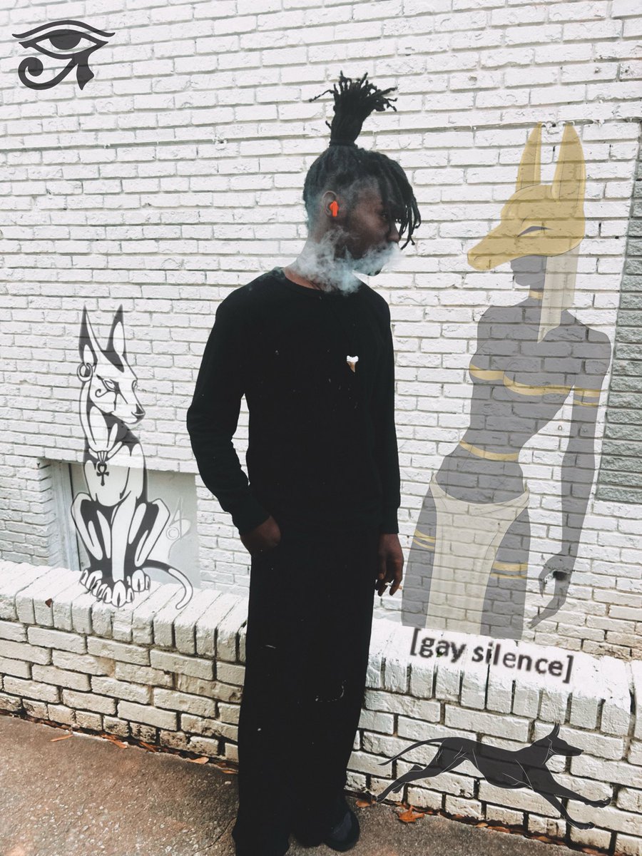papideagochu's tweet photo. 🌒 https://t.co/mEH2UXsvAj