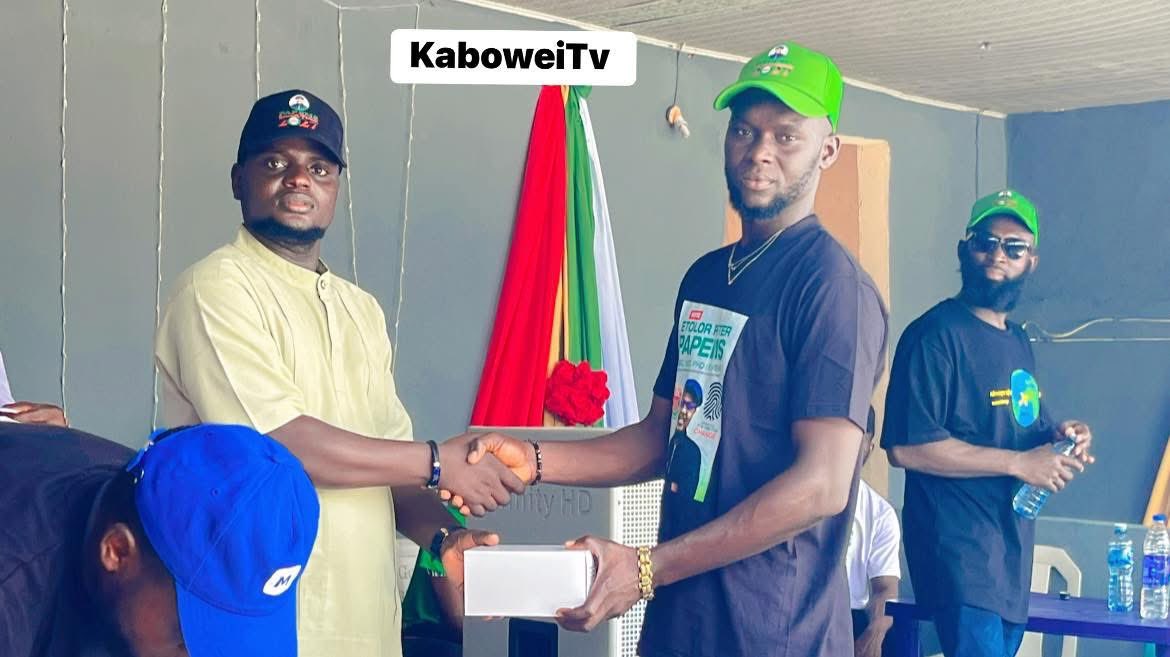 Niger_delta4ADC's tweet image. The Niger Delta Youth O’clock Movement, in sensitising the people for the ADC, delivered POS empowerment to support youth entrepreneurship and self-reliance across our communities in the Niger Delta.
Less noise. More impact.