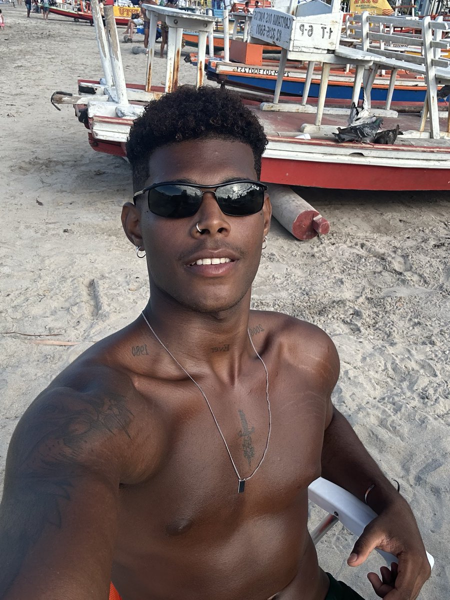 Chagas17c's tweet image. Ativando a melanina