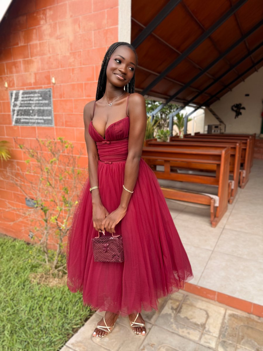 fusp_xx's tweet image. Here to show y’all my dress that I like so much