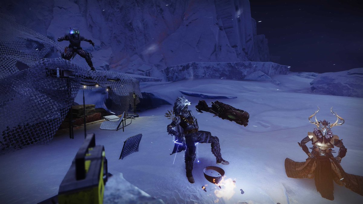 LePopsss's tweet photo. Winter isn't all rest, the wolf comes out and threatens, is chased and found... Until the moment when...

Pōp’s#4336
Dacos#7549
Legeηd#3134

#DawningFashion2025 #Destiny2 #Destiny2Fashion @A_dmg04 @BrunoLouviers @Cozmo23 @MoltenSlowa @asalisbury @DestinyTheGame @Destiny2Team https://t.co/OiYhqxO3Mg