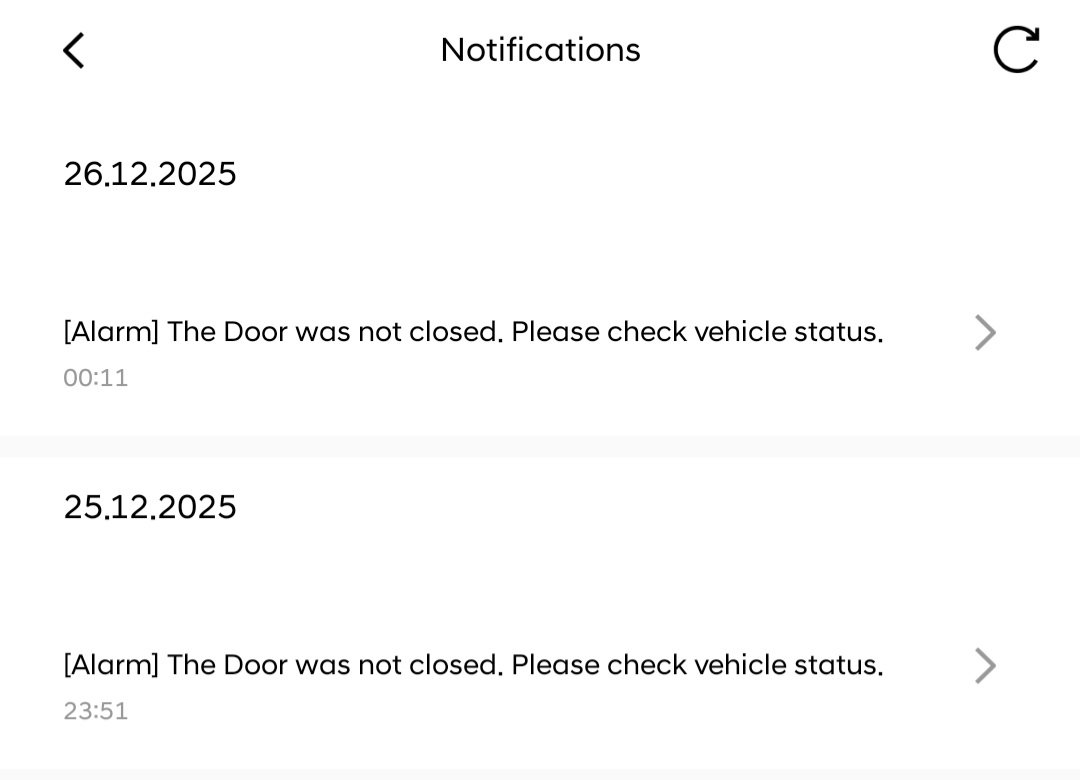 Flubb_r's tweet photo. Advantage of having connected car tech...
Car door was not shut and I'm getting alerts... and it exactly shows which door is open... Nice!!
#bluelink #hyundai https://t.co/ahtqXehkzr