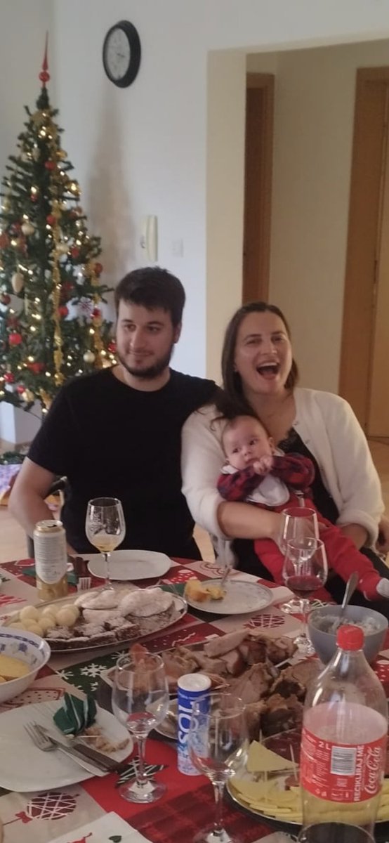 Merry Xmas and happy holidays mothertruckers, I'll cya on stream tomorrow where we hope Santa brings us radios 😂