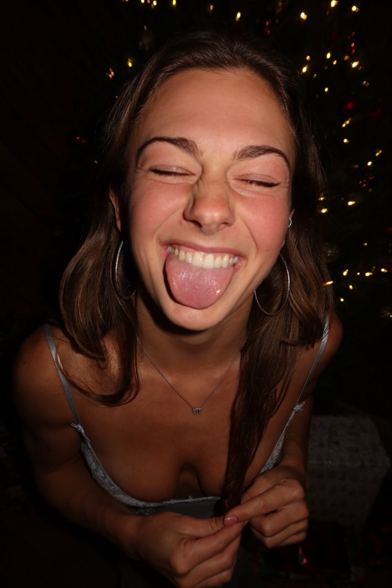 Running Princess tweet media