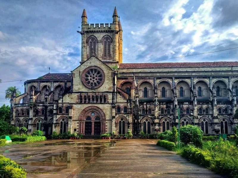 Cloudwatch199's tweet photo. On this beautiful day..

Here's a few beautiful Churches in India : https://t.co/8RqmqVNBzp